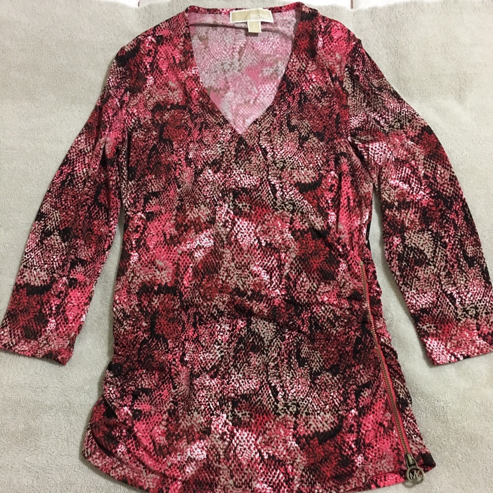 LIKE NEW MICHAEL KORS RUCHED ZIPPER TOP!